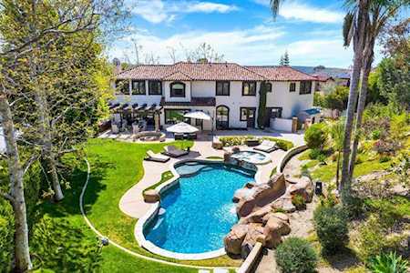 5298 Meadows Del Mar San Diego, CA 92130