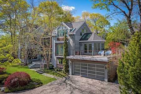 15 Williams Terrace Swampscott, MA 01907