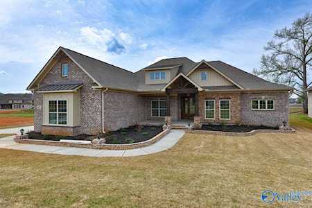 212 Idle Creek Drive Huntsville, AL 35811