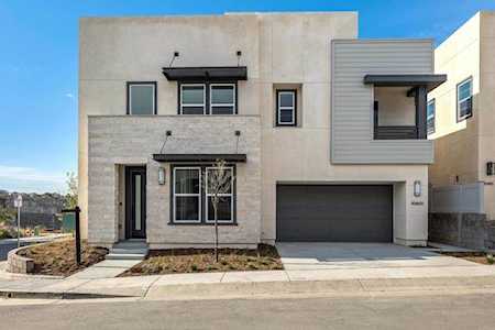 10602 Clementine Place San Diego, CA 92126