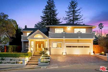 1557 Cedarwood Dr San Mateo, CA 94403