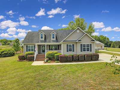 3049 Mccall Meadows Dr Rock Hill, SC 29730