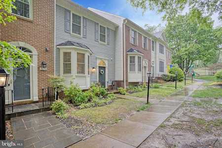 3648 Ransom Place Alexandria, VA 22306