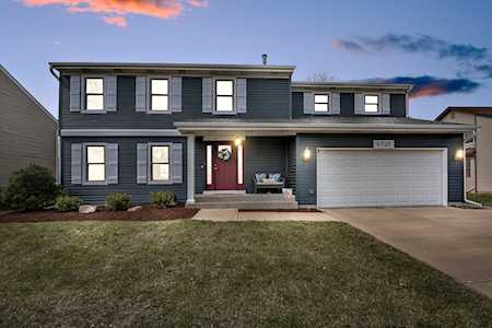 6720 Greenleaf St Woodridge, IL 60517