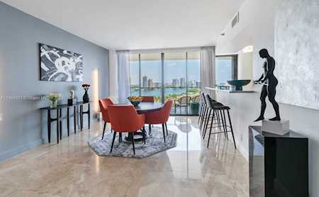 2800 Island Blvd #1603 Aventura, FL 33160