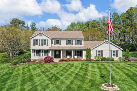 16027 Clarkson Mill Circle Chesterfield, MO 63005