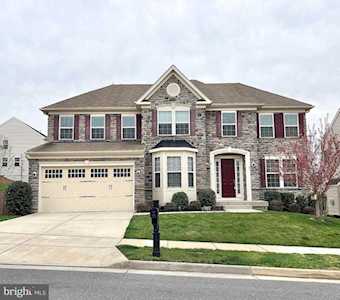 47 Eisentown Dr Lovettsville, VA 20180