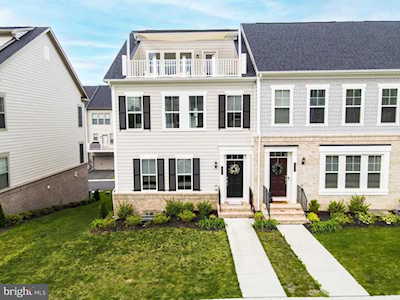 1778 Cottonwood Grove Rd Dumfries, VA 22026