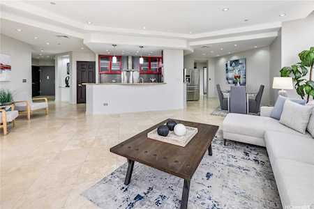 725 Kapiolani Boulevard #PH3704 Honolulu, HI 96813