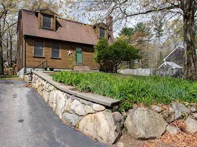 10 Henning Drive Whitman, MA 02382