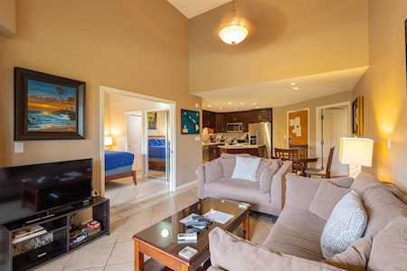 2575 S Kihei Rd #F-206 Kihei, HI 96753