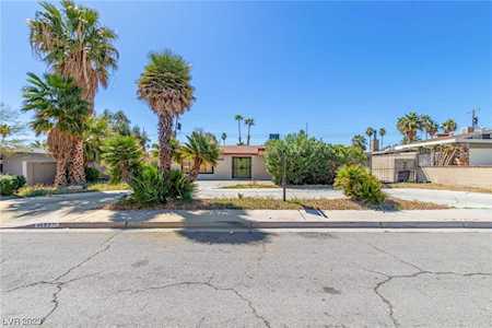 1589 Silver Mesa Way Las Vegas, NV 89169