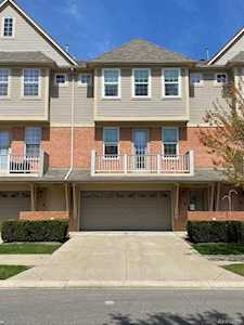 56629 Long Island Shelby Twp, MI 48316
