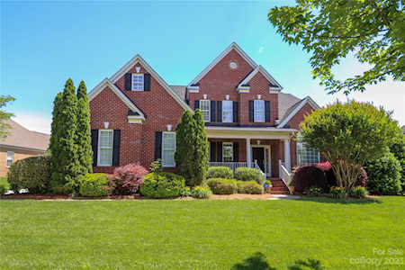 694 Georgetown Dr NW Concord, NC 28027