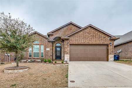 305 Avila Lane Fort Worth, TX 76052