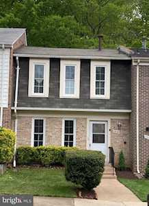 5899 Kara Place Burke, VA 22015