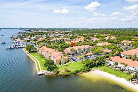 160 Yacht Club Way #303 Hypoluxo, FL 33462