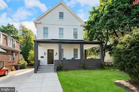 6005 44th Ave Hyattsville, MD 20781