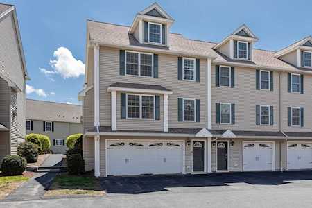 530 Mammoth Road #10 Dracut, MA 01826
