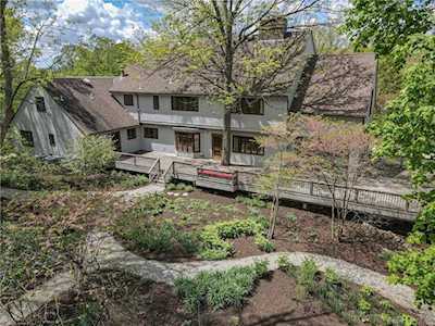 320 Fairforest Circle Oakwood, OH 45419