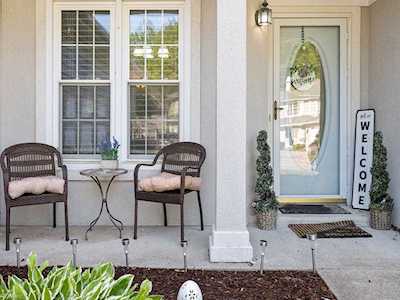 1055 Shoal Creek Trl Chesapeake, VA 23320