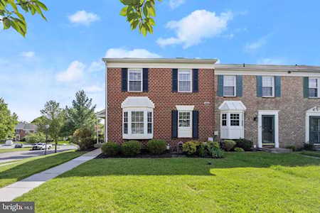 1 Longmont Ct Cockeysville, MD 21030