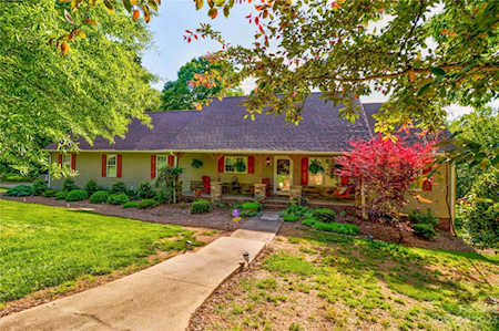 605 Greenberry Ln Statesville, NC 28625