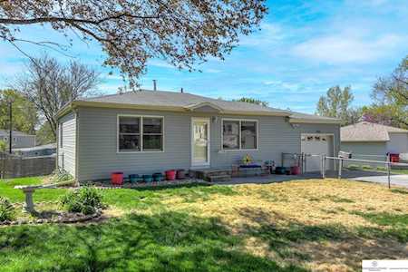 7331 Frederick Ave La Vista, NE 68128