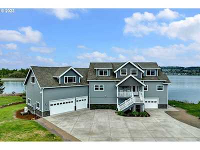 3001 Dike RD Woodland, WA 98674
