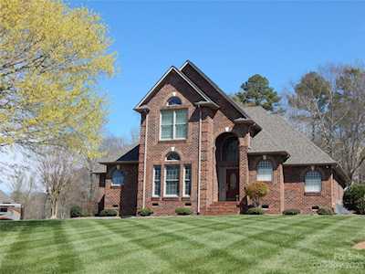 1203 Louise Ln Albemarle, NC 28001