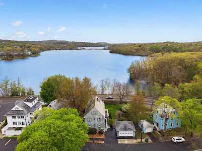 15 Mystic Lake Dr #1 Arlington, MA 02474