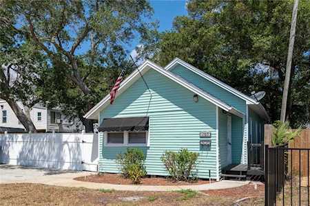 1727 31st Ave N St. Petersburg, FL 33713