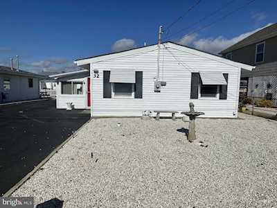 32 W Brig Dr Tuckerton, NJ 08087