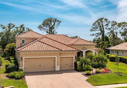 27405 Hole In One PLACE Englewood, FL 34223