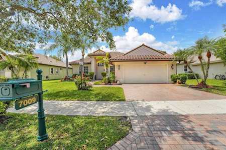 7009 NW 113th Avenue Parkland, FL 33076