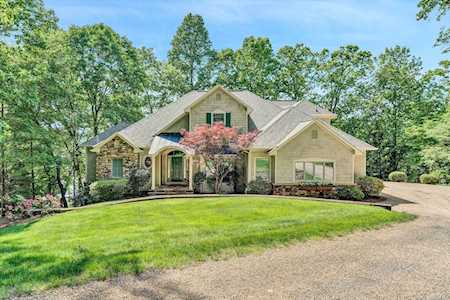 255 Lake Shore Union Hall, VA 24176