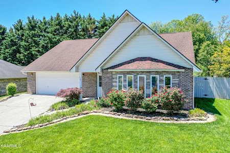 1241 Edinburgh Dr Maryville, TN 37803