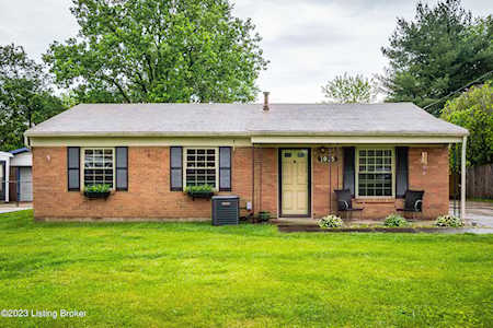 1035 Summitt Dr Shepherdsville, KY 40229