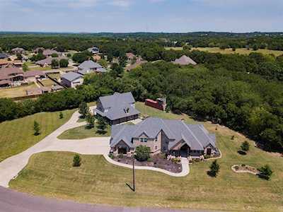 6600 Storm Cat Lane Burleson, TX 76028