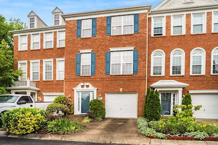 7252 Highway 70 S #402 Nashville, TN 37221