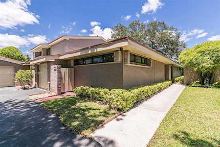 901 Saint Andrews Rd #10 Hollywood, FL 33021