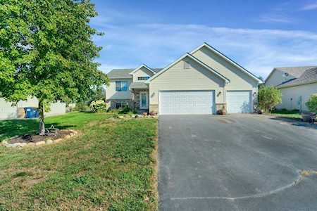 909 Cobblestone Lane Belle Plaine, MN 56011