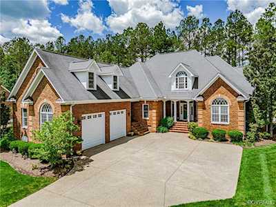 11794 Kings Pond Dr Providence Forge, VA 23140