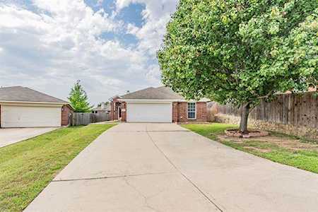 8104 Whitney Lane Fort Worth, TX 76120