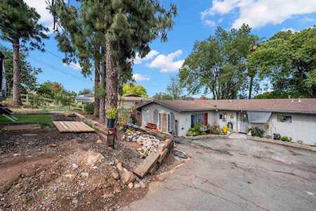 344 Mountain View Rd El Cajon, CA 92021