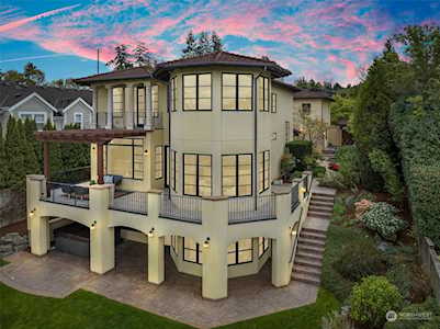 6403 108th Ave NE Kirkland, WA 98033