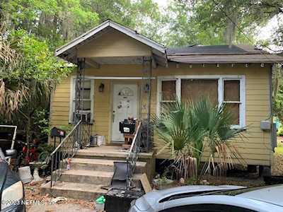 2307 Jerusalem ST Jacksonville, FL 32207