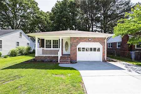 1414 Hawthorne Dr Chesapeake, VA 23325