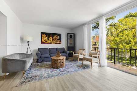 1651 NE 115th St #29C Miami, FL 33181