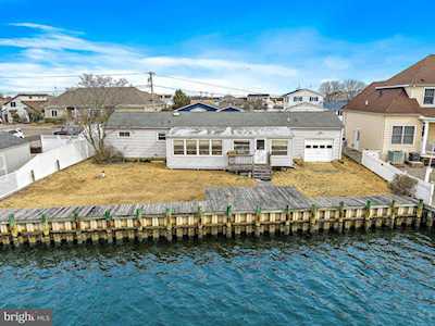 1051 Bowsprit Point Lanoka Harbor, NJ 08734